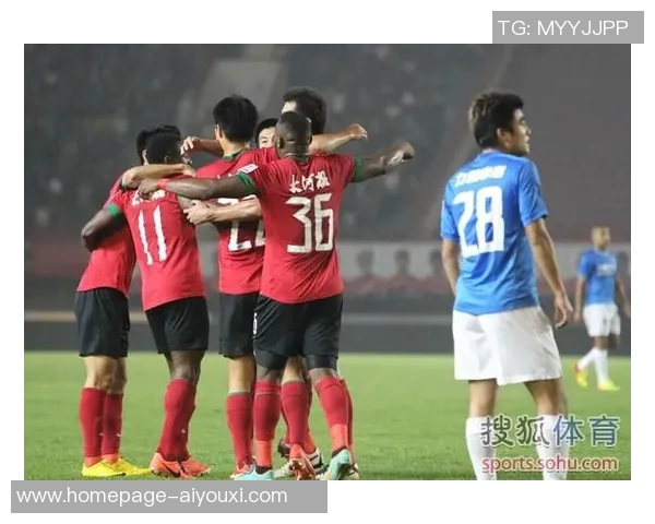 今天建业迎战力帆期待精彩对决球迷热情高涨助威现场气氛火爆